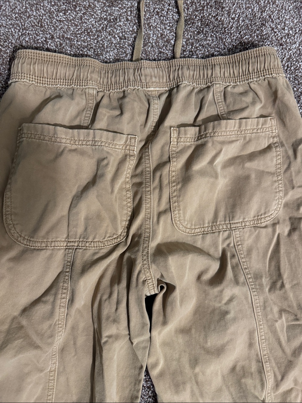 Relaxed Fit Cargo Pants in Khaki with Elastic Waist - Picture 6 of 6